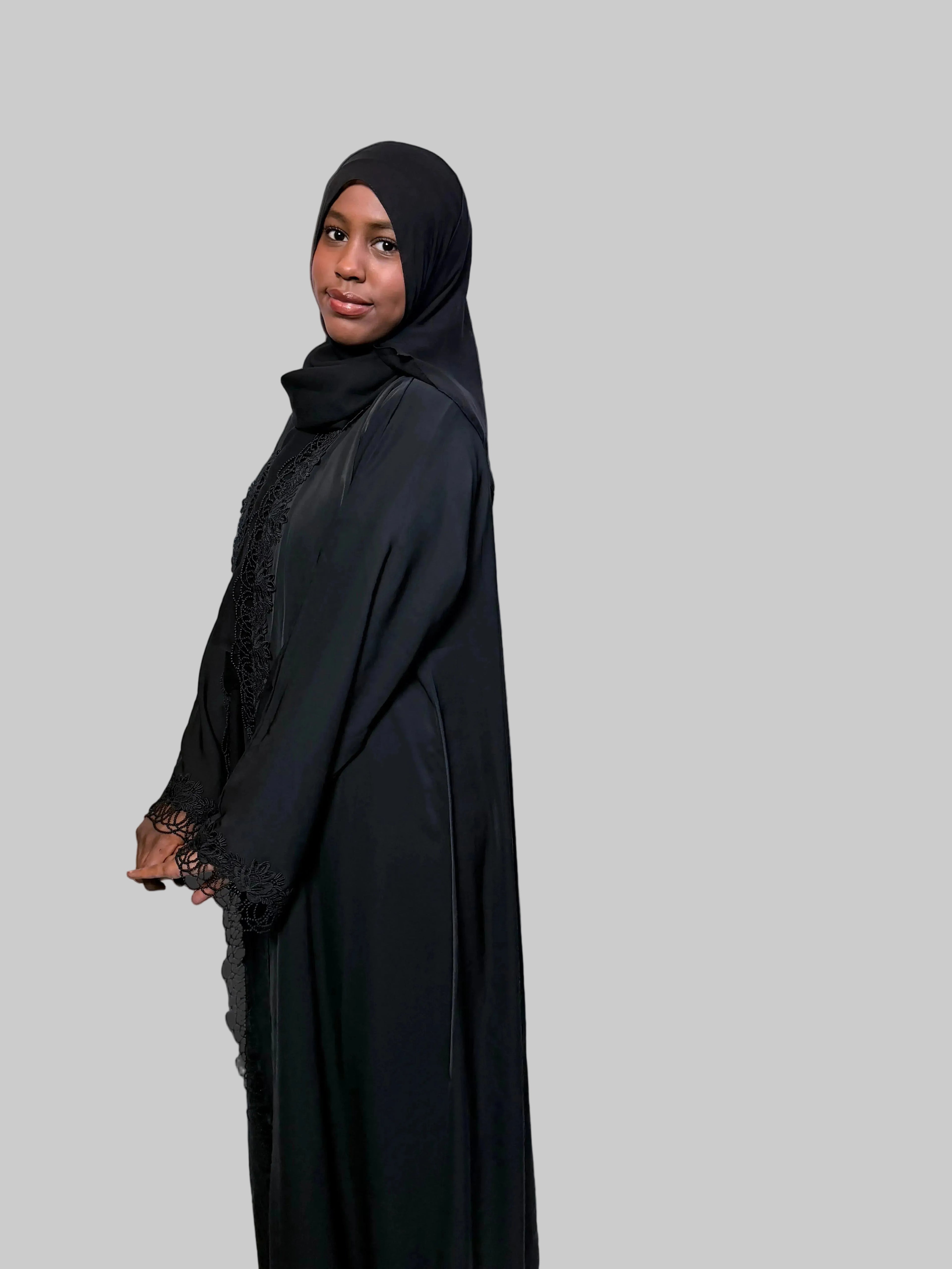 ROYAL LACE BORDER ABAYA
